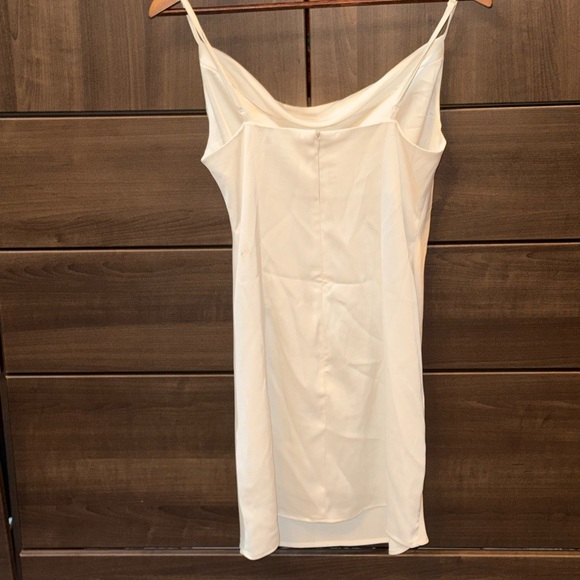 🎄⚡️ONE DAY SALE!!!! 
Urban Outfitters White Satin Slip Dress Size M - Picture 5 of 11
